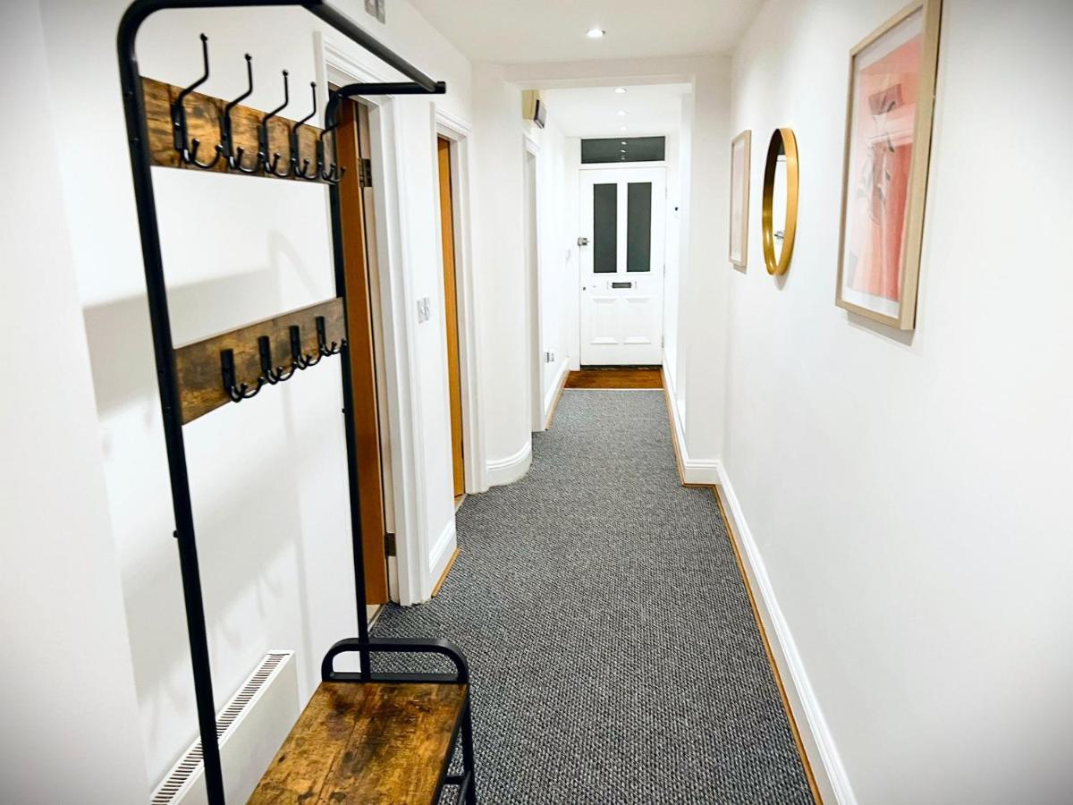 Comfy 2 Bed Apt With Private Garden,Battersea Central Ldn Londres Extérieur photo